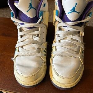 Jordan Kids' Sneakers - Cream and Purple